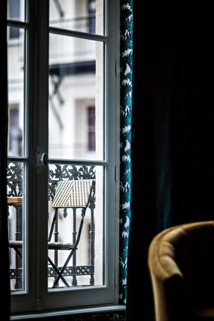 hotel-providence-paris-room-with-view