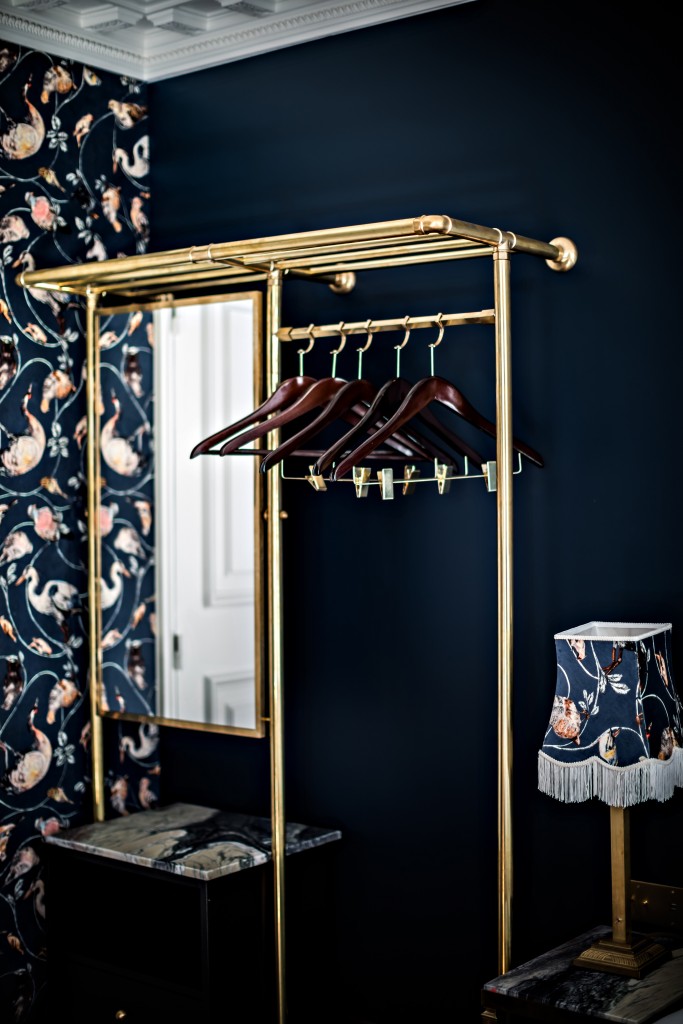 hotel-providence-paris-dressing-room